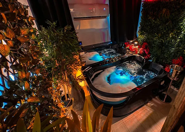 Rouge Romantic Jacuzzi Suite Palermo Centro